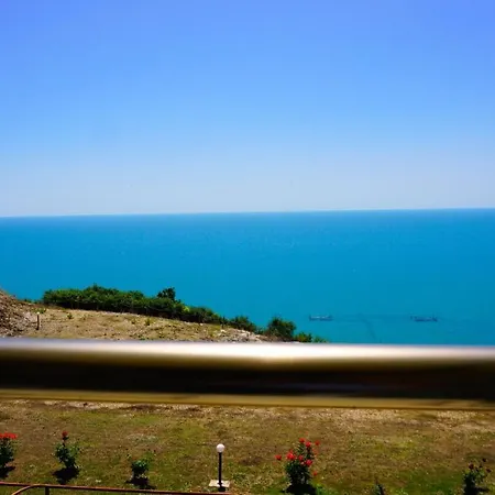 Морски Апартаменти Джулай Морнинг - July Morning Sea View Apartments Kavarna Exterior photo