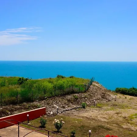 Морски Апартаменти Джулай Морнинг - July Morning Sea View Apartments Kavarna Exterior photo