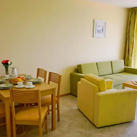 Морски Апартаменти Джулай Морнинг - July Morning Sea View Apartments Kavarna Room photo