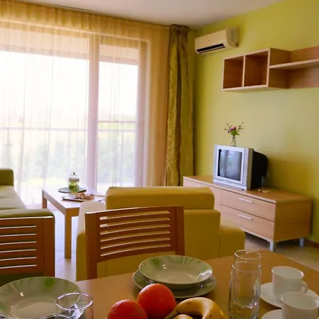 Морски Апартаменти Джулай Морнинг - July Morning Sea View Apartments Kavarna Room photo