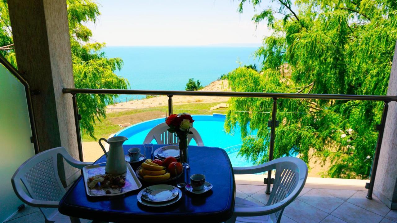 морски джулай морнинг - July Morning Sea View Kavarna